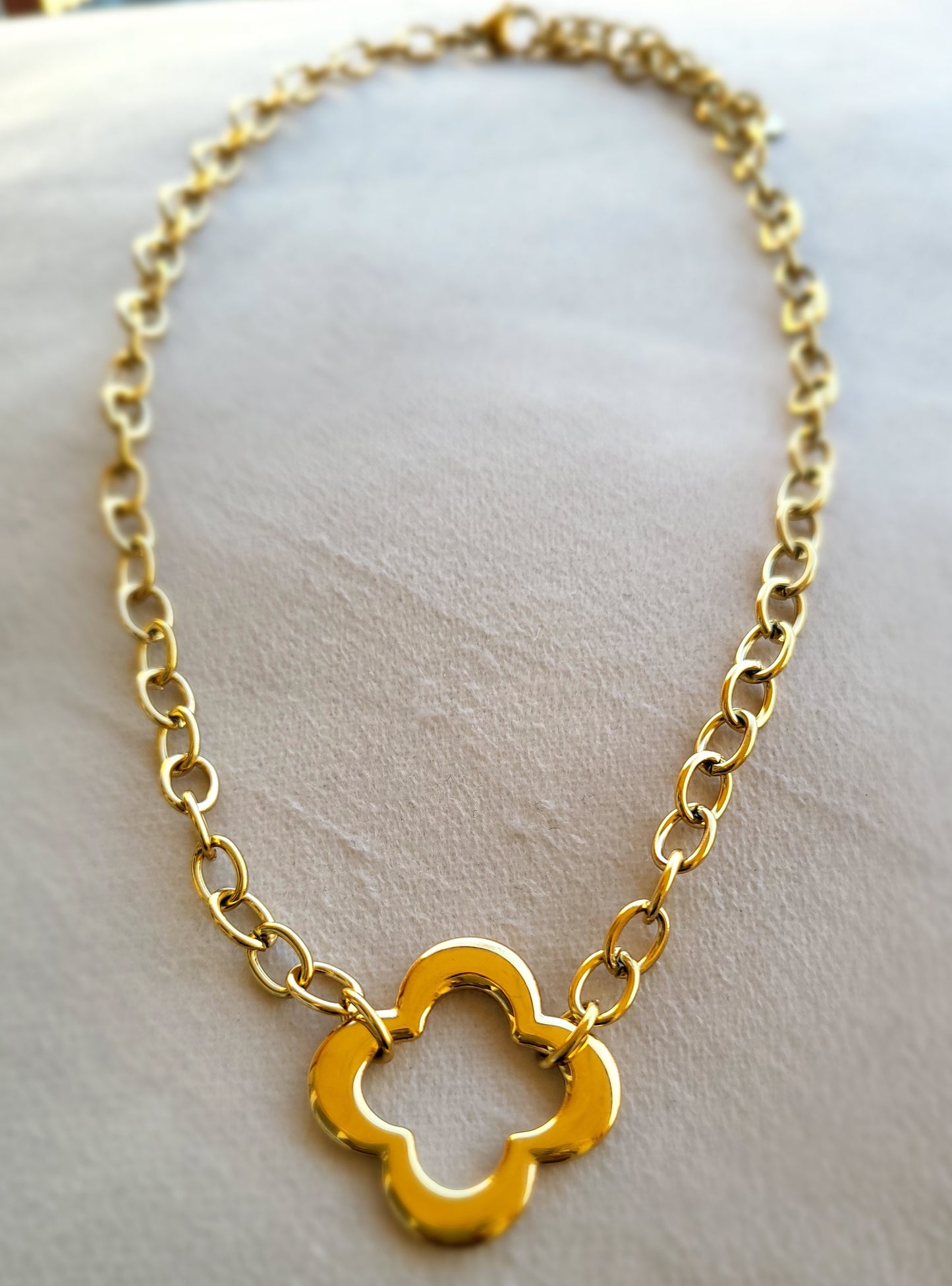 Collier pendentif Trèfle